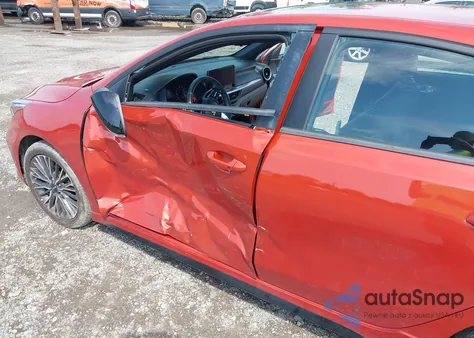 2024 Kia Forte Gt-Line z USA, uszkodzony, nr VIN 3KPF54AD3RE735080